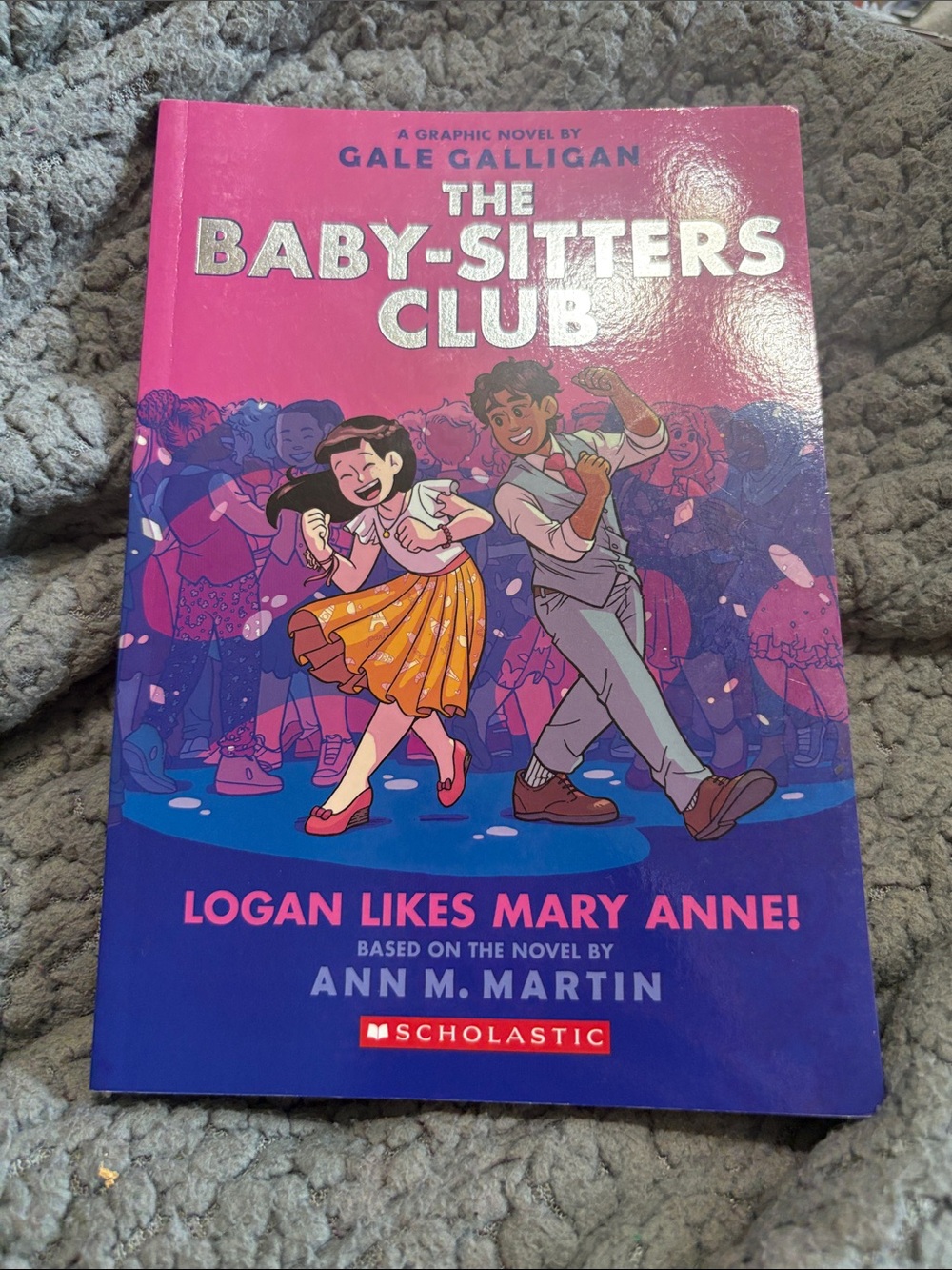 The Baby Sitters Club - Logan Likes Mary Anne!: Book 8